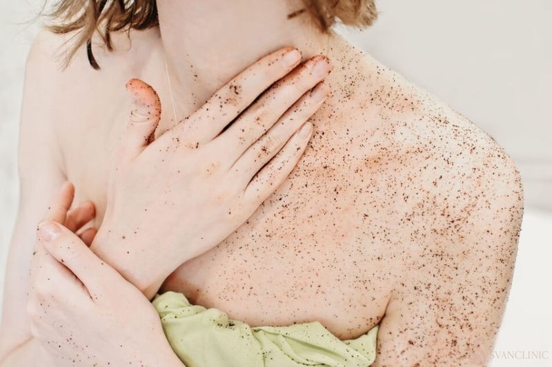 Thời điểm lý tưởng để thực hiện tẩy tế bào chết body hiệu quả
