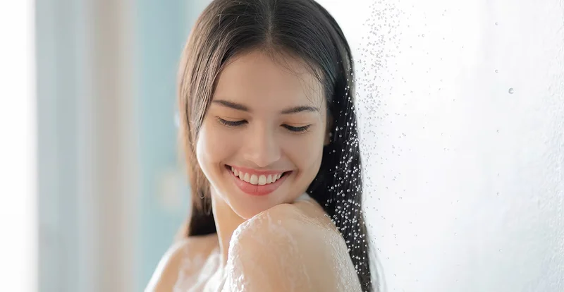 Xà phòng trị mụn lưng Kojie San Skin Lightening