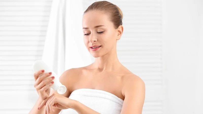 Những câu hỏi thường gặp về các loại kem dưỡng trắng da mặt
