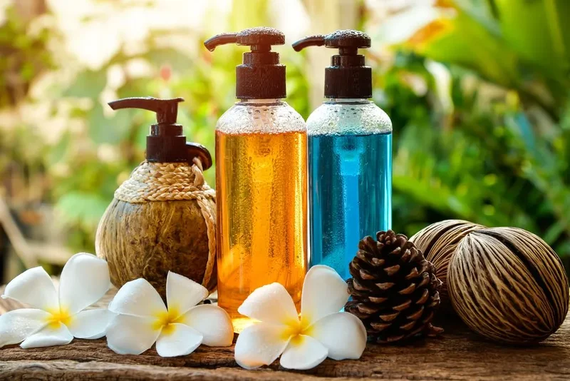 Những dòng dầu gội tự nhiên và organic phổ biến nhất