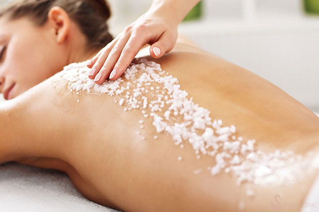 Tần suất áp dung tẩy tế bào chết body phù hợp giúp đạt được hiệu quả tốt nhất