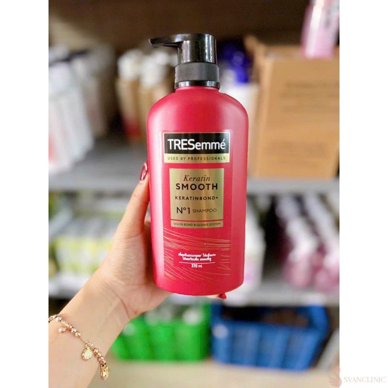 Dầu gội Tresemme Keratin Smooth giúp tóc suôn mượt