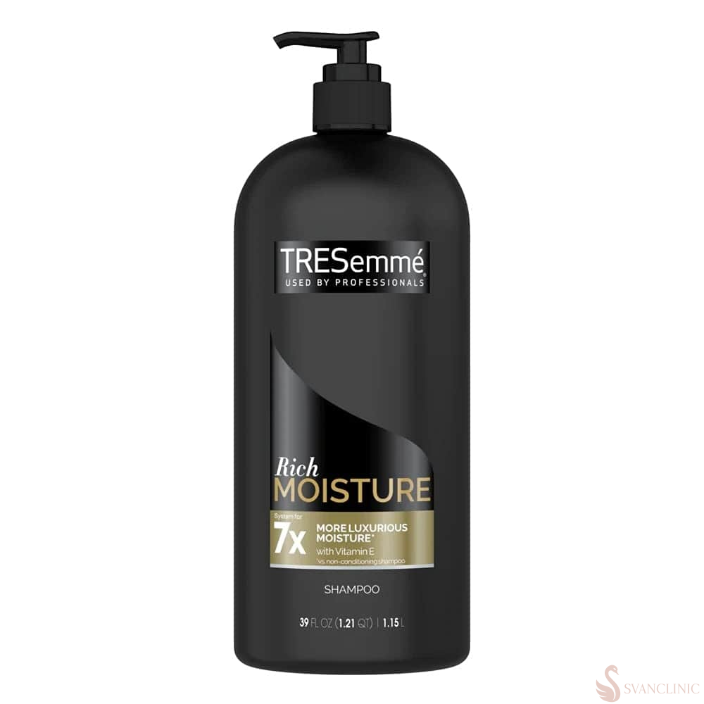 Dầu gội Tresemme Moisture Rich giúp cải thiện tóc khôt thiếu nước hiệu quả
